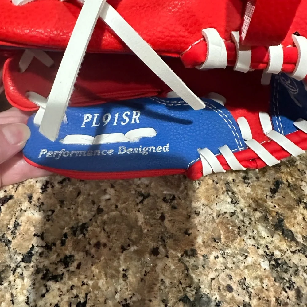 Rawlings Red and Blue Youth Baseball Glove - Picture 4 of 4